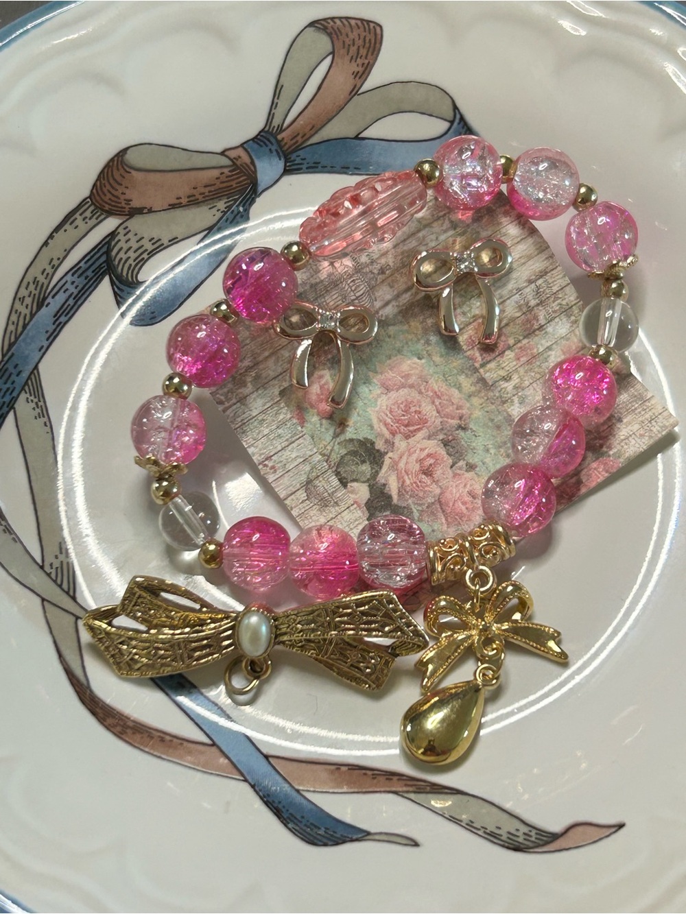 Little Bow Bundle🎀 Charm Glass Bracelet Earrings Vintage brooch & Trinket dish